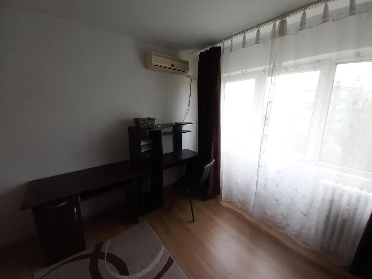 Apartment Studio Gorjului Bucharest